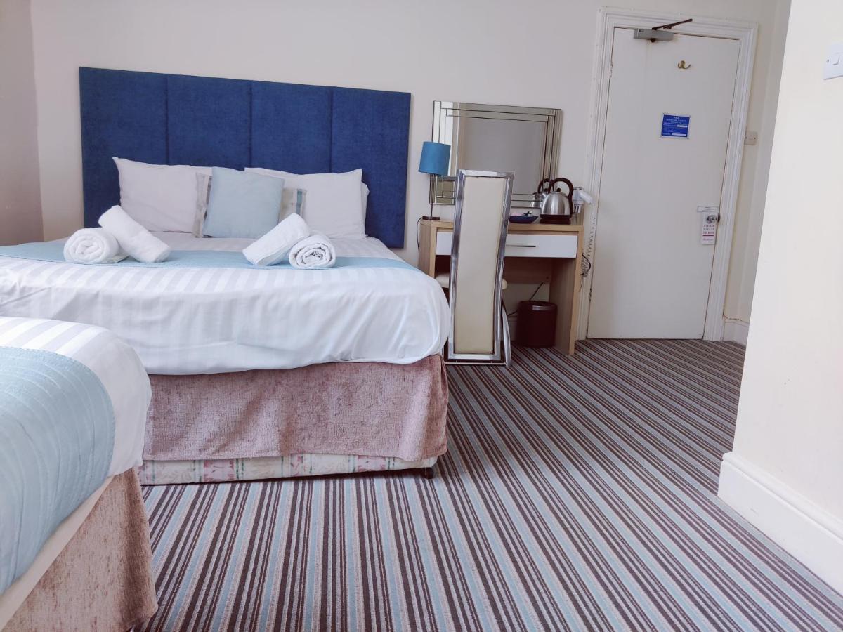 Standard Triple Room,1328137598:JPEG