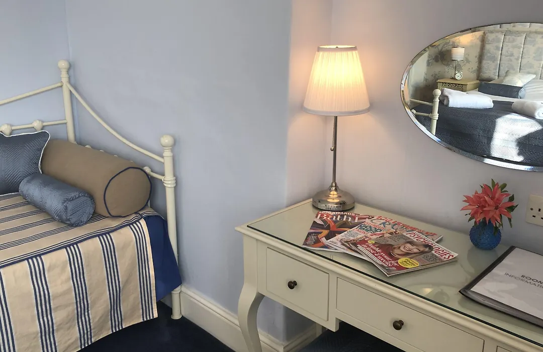 Devonshire House-1